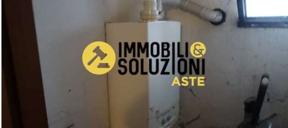 Casa de 6 habitaciónes en Fagnano Olona, Italy No. 14484 13