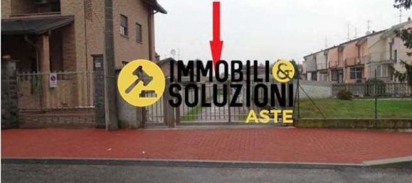 Casa de 6 habitaciónes en Fagnano Olona, Italy No. 14484 26