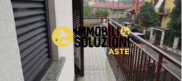 Casa de 6 habitaciónes en Fagnano Olona, Italy No. 14484 24