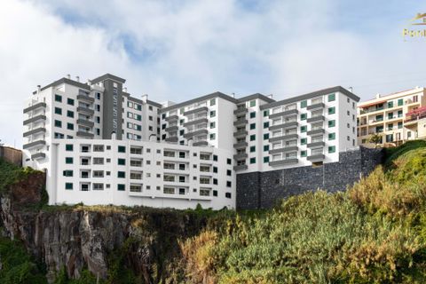 2 bedrooms Apartment in Canico, Portugal No. 149744