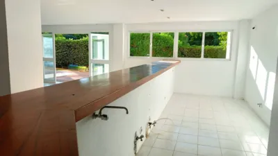 1 bedroom Commercial property in Estepona, Spain No. 155536