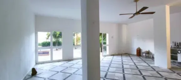 1 bedroom Commercial property in Estepona, Spain No. 155536 7