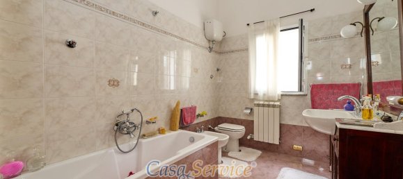 8 rooms House in Poggiardo, Italy No. 232679 18