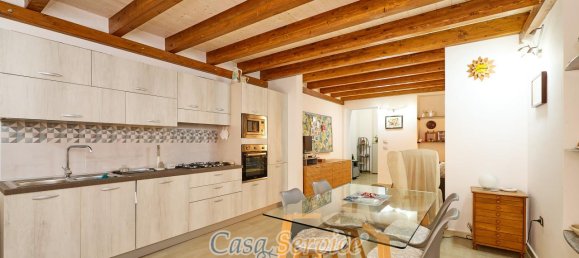 8 rooms House in Poggiardo, Italy No. 232679 6