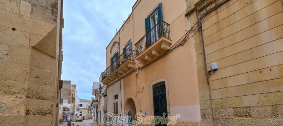 8 rooms House in Poggiardo, Italy No. 232679 17