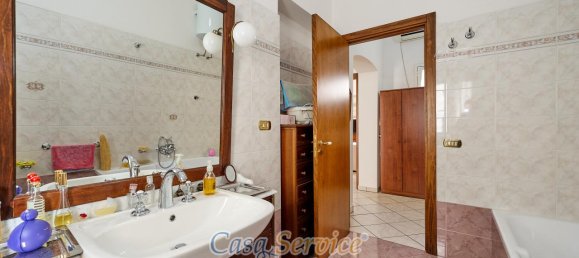 8 rooms House in Poggiardo, Italy No. 232679 14
