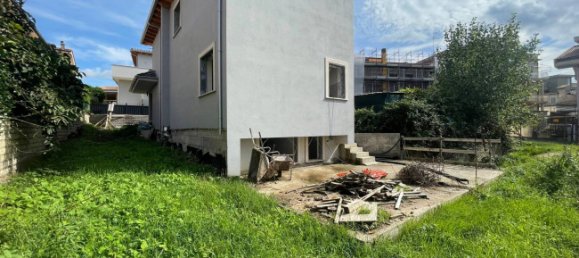 3 bedrooms Villa in Guidonia Montecelio, Italy No. 112471 21