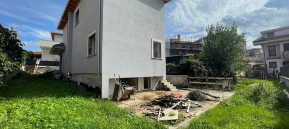 3 bedrooms Villa in Guidonia Montecelio, Italy No. 112471 14