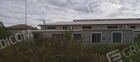 Oficina en Castano Primo, Italy 478 m² No. 153705 8