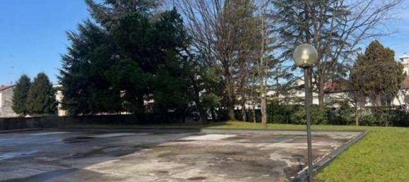 5 rooms Apartment in Busto Arsizio, Italy No. 299486 6