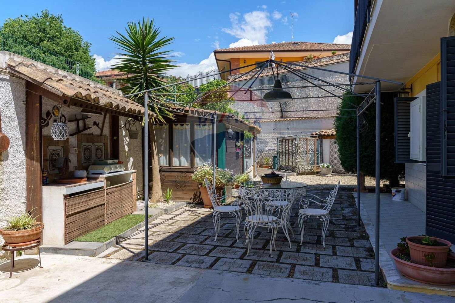 4 chambres Appartement à San Giovanni la Punta, Italy No. 389530