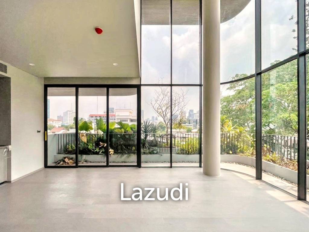 3 bedrooms Condo in Bang Kapi, Thailand No. 26155