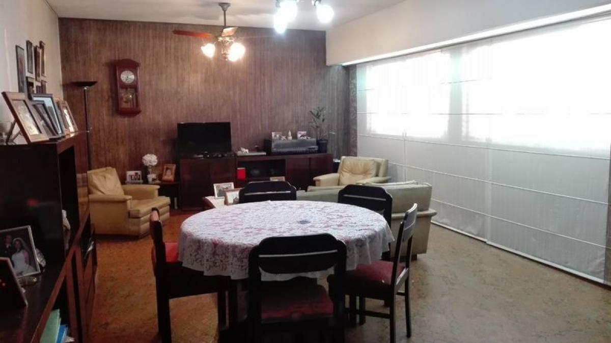 6 bedrooms House in Buenos Aires, Argentina No. 68562