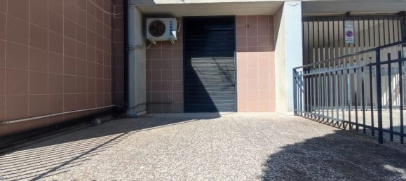 Propiedad comercial de 2 habitaciónes en San Severo, Italy No. 271814 15