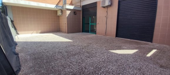 Propiedad comercial de 2 habitaciónes en San Severo, Italy No. 271814 9