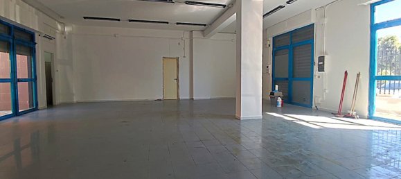 Propiedad comercial de 2 habitaciónes en San Severo, Italy No. 271814 4