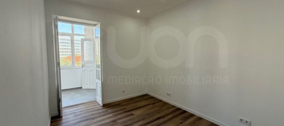 Квартира с 2 спальнями в Лиссабон, Португалия № 120898 4