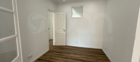 Квартира с 2 спальнями в Лиссабон, Португалия № 120898 8