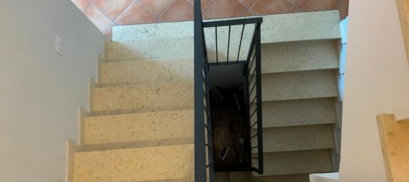 Casa de 4 habitaciónes en Vezzano sul Crostolo, Italy No. 135609 10