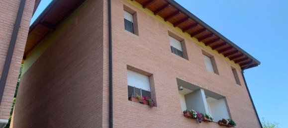 Casa de 4 habitaciónes en Vezzano sul Crostolo, Italy No. 135609 2