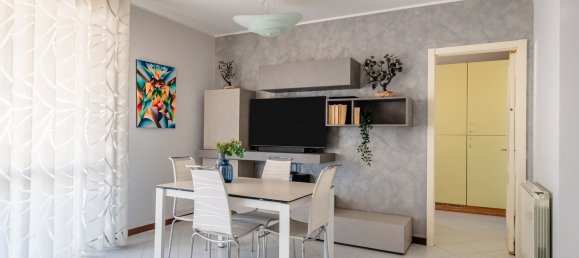 5 rooms Apartment in Viareggio, Italy No. 164095 4