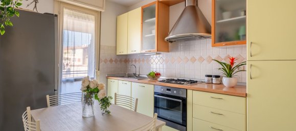 5 rooms Apartment in Viareggio, Italy No. 164095 5