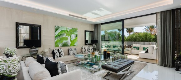 4 bedrooms Duplex in Marbella, Spain No. 130446 10