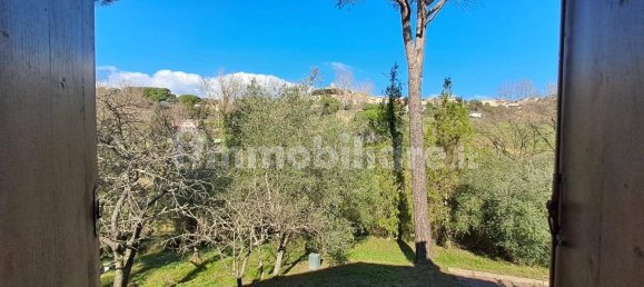 4 bedrooms House in Montescudaio, Italy No. 55414 17