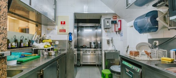 Gewerbliche Immobilie in Lisbon, Portugal 55m², Nr. 69940 7