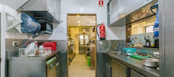 Gewerbliche Immobilie in Lisbon, Portugal 55m², Nr. 69940 9