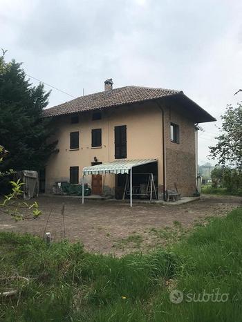 4 rooms Villa in Asti, Italy No. 258380