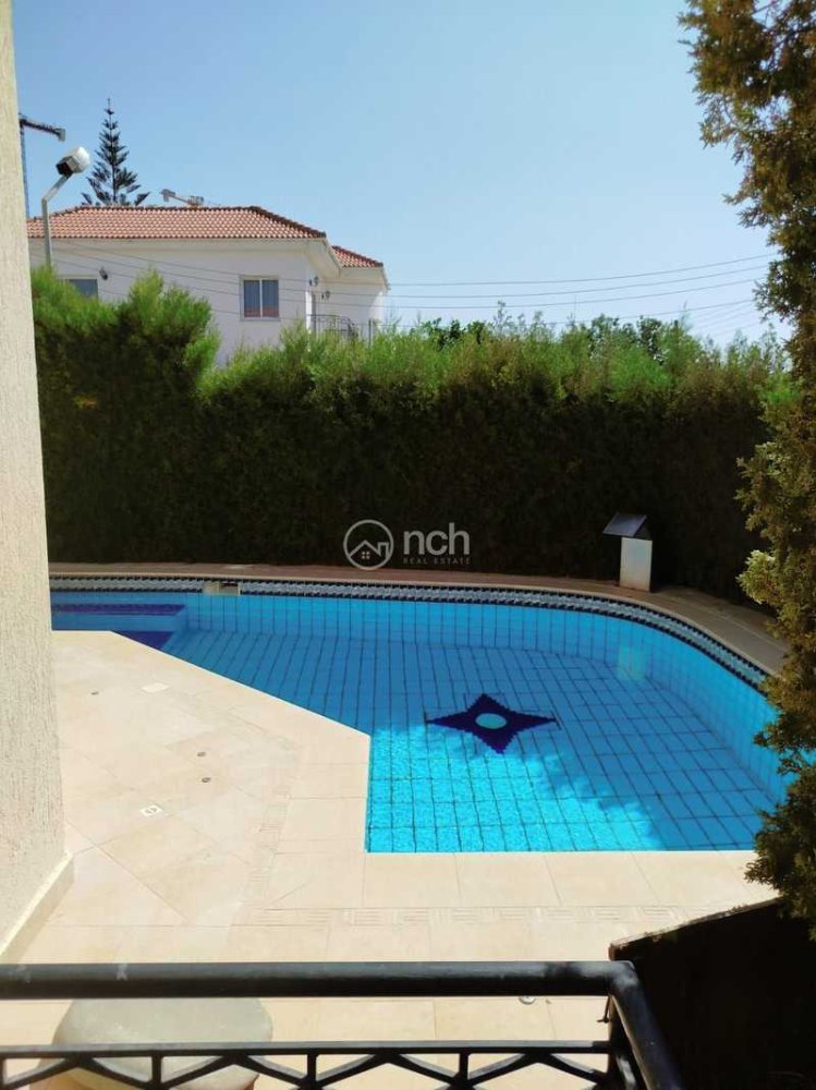 4 غرف نوم فيلا في Agios Tychonas, Cyprus رقم 13287