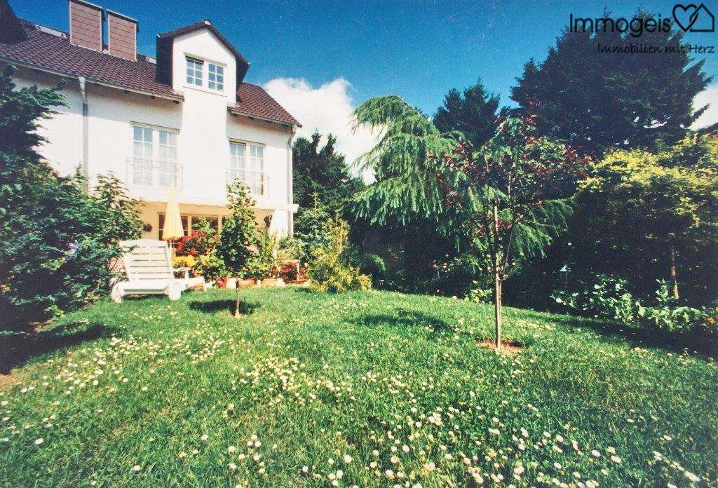 3 غرف نوم تاون هاوس في Main-Taunus, Germany رقم 132390