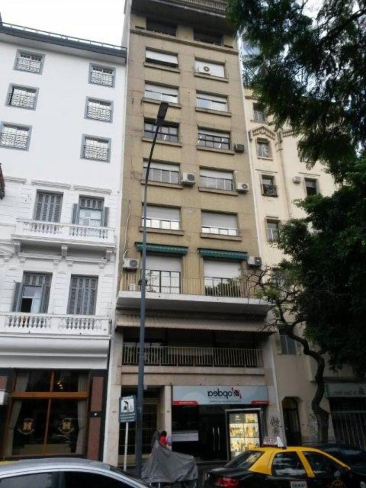 88m² Office in Buenos Aires, Argentina No. 108359