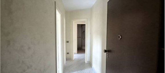 Apartamento de 2 dormitorios en Quartu Sant'Elena, Italy No. 290199 2