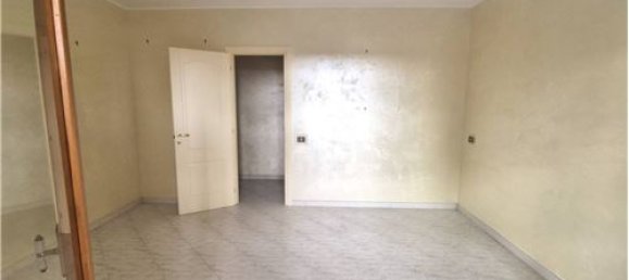 Apartamento de 2 dormitorios en Quartu Sant'Elena, Italy No. 290199 5