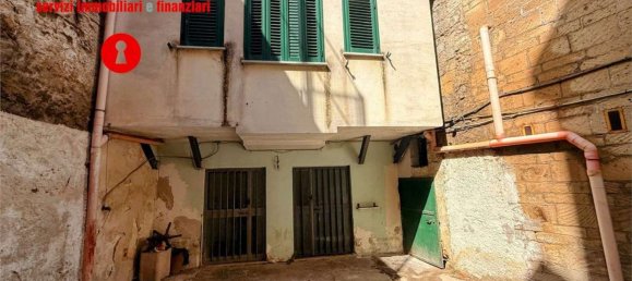 Edifício em Nola, Italy 120 m² N.º 338466 2