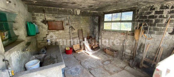 4 bedrooms House in Gurro, Italy No. 162090 40