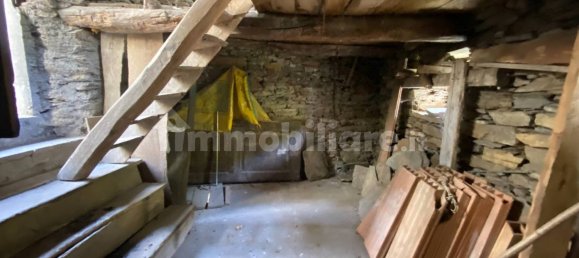 4 bedrooms House in Gurro, Italy No. 162090 53