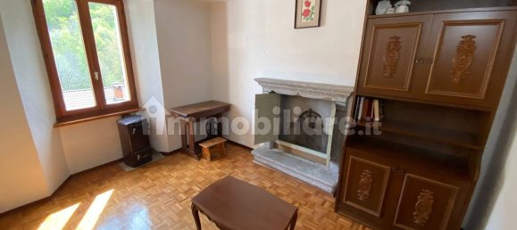 4 bedrooms House in Gurro, Italy No. 162090 9