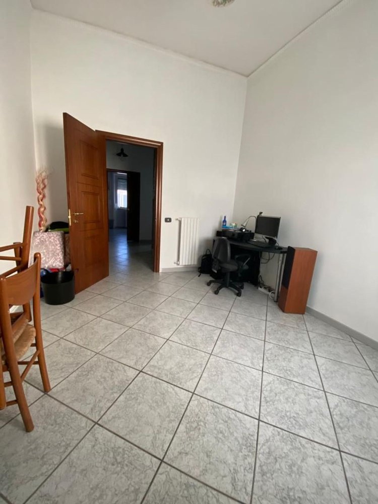 3 rooms Apartment in Giugliano in Campania, Italy No. 227082