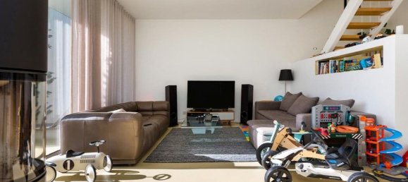 3 bedrooms House in Sesimbra, Portugal No. 145209 17