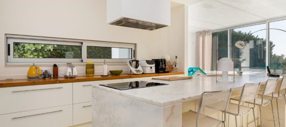 3 bedrooms House in Sesimbra, Portugal No. 145209 13