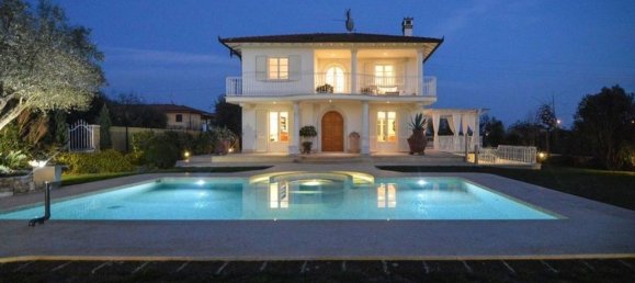 7 rooms Villa in Forte dei Marmi, Italy No. 38817 8