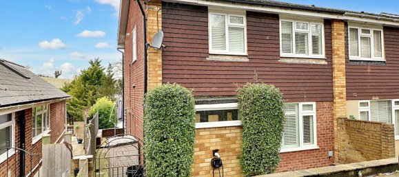 3 bedrooms House in Biggin Hill, United Kingdom No. 4755 2