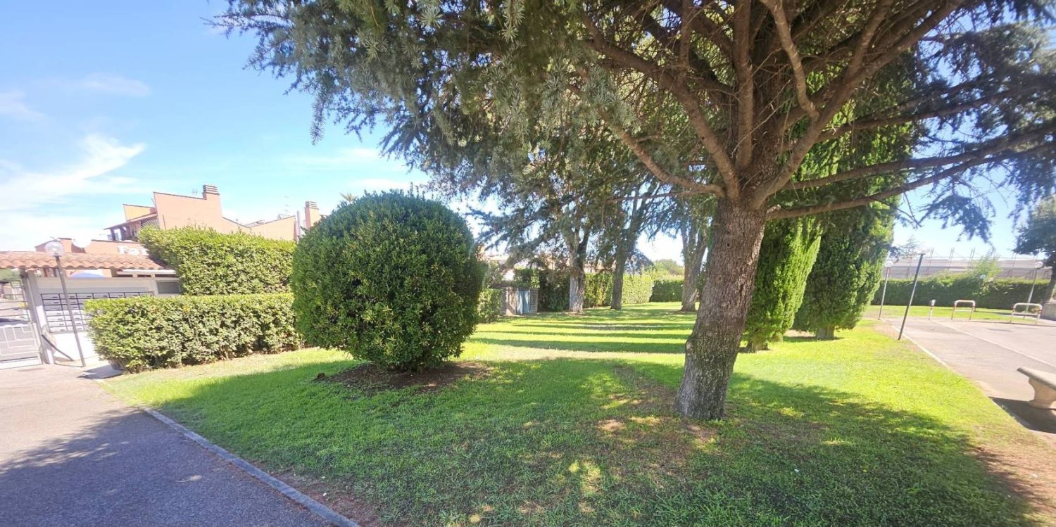 Apartamento de 3 dormitorios en Rome, Italy No. 287401