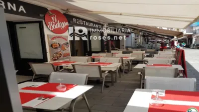 291m² Commercial property in Roses, Spain No. 145343