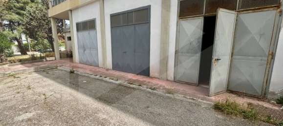 2 bedrooms Apartment in Matera, Italy No. 34488 3