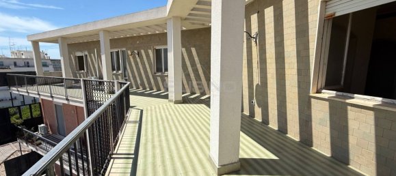 Ático de 8 habitaciónes en Syracuse, Italy No. 290136 12