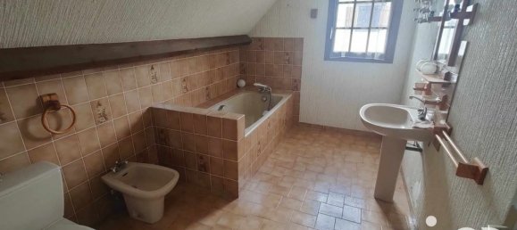 3 bedrooms House in Bailleau-Armenonville, France No. 60880 7